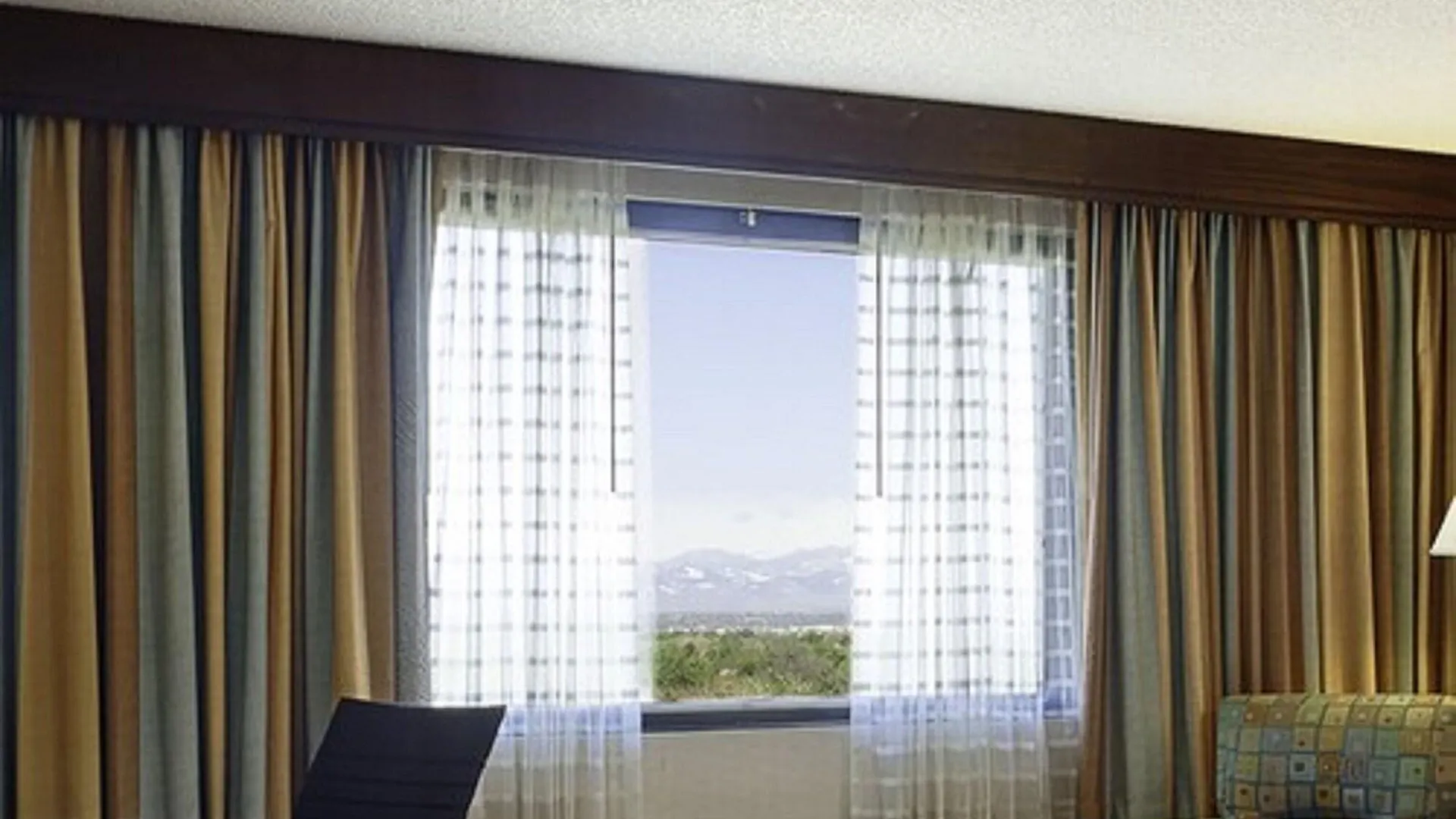 Doubletree By Hilton Hotel Denver